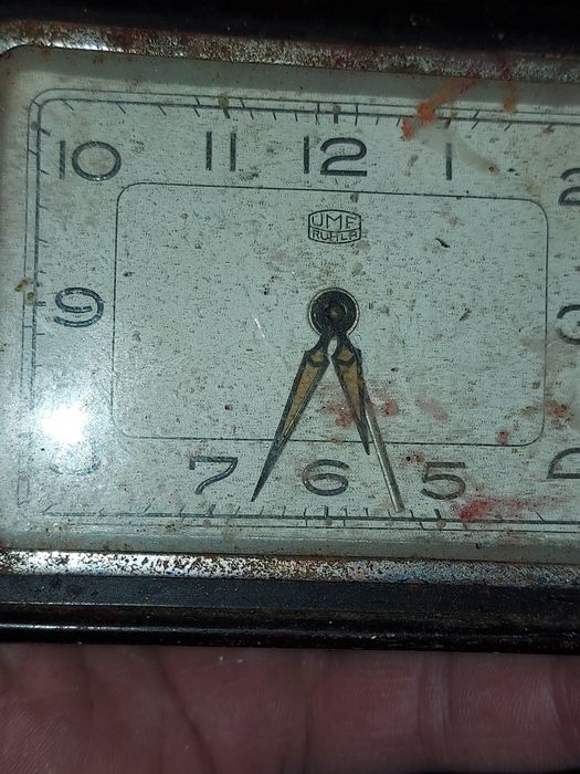 Часовници ръчни и будилници