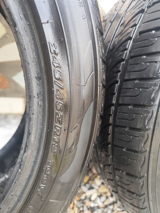 Шины продам 245/45/18