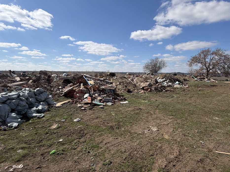 Отдам даром стооительный мусор самовывоз