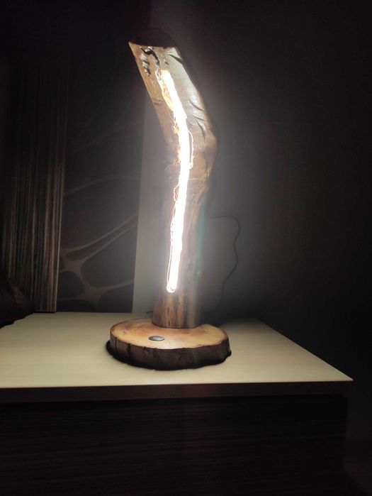 Нощни лампи от дърво