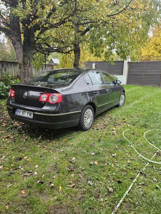 Volkswagen Passat 1.6 FSI