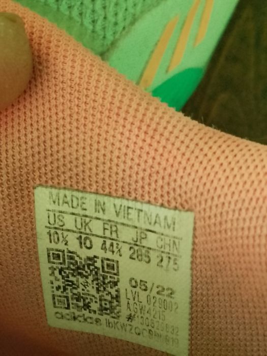 Маратонки Adidas номер 44.5