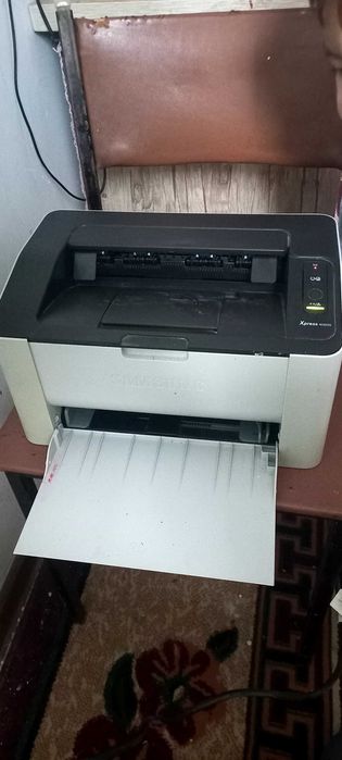 Samsung printer M2020