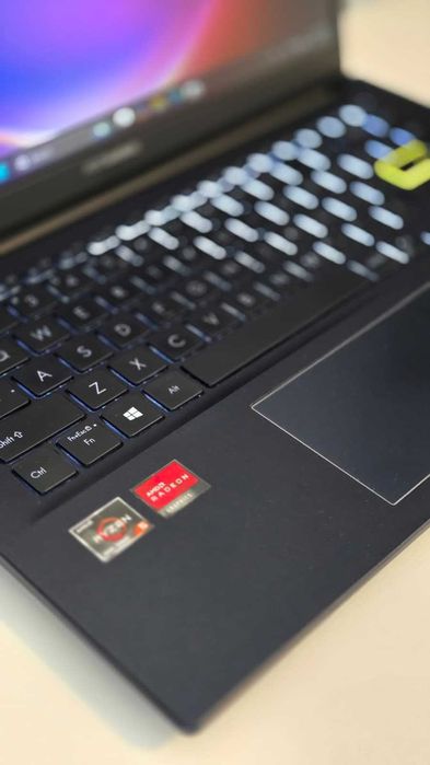 Laptop Asus Vivobook 14 M413 AMD Ryzen 5 impecabil