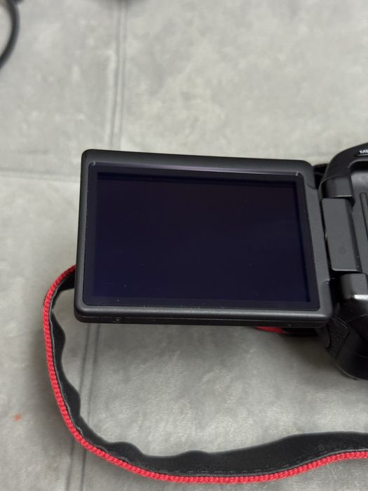 Продам фотоаппрат Canon 600D