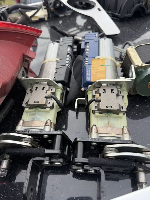 Моторчета за багажник пасат б6