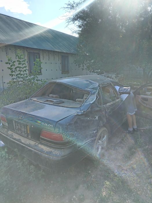 Продам на разбор Авалон