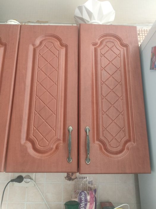 Продам шкафы кухонные