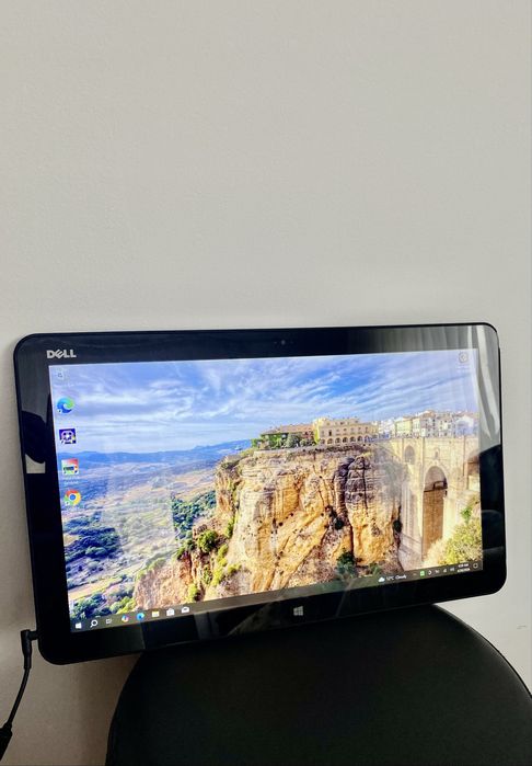 All-in-One / Pc Tabletă Gigant Dell XPS 18 - 18.4" Touch - i5 / 8GB / SSD