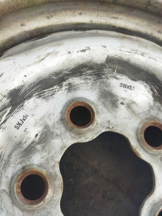 Диски железные 2 шт 14/5.5