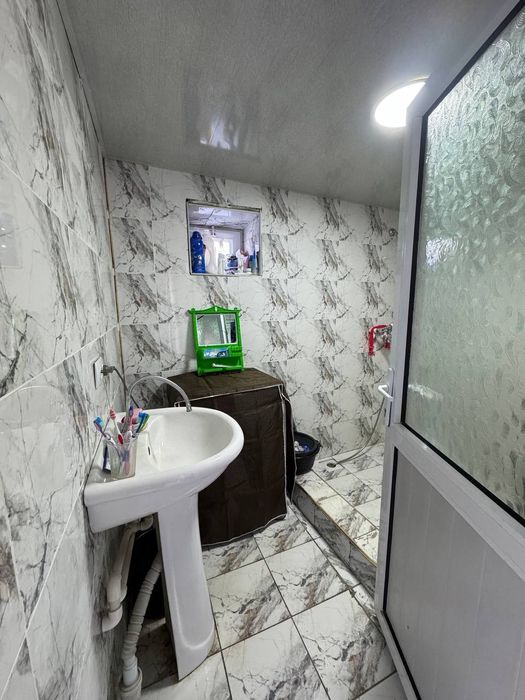 Hovli sotiladi 4 Hona