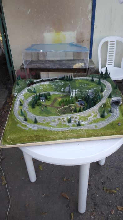 Diorama trenulet electric scara n