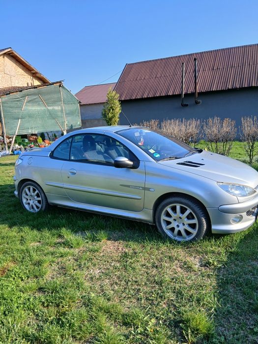 Vând masină Peugeot 206