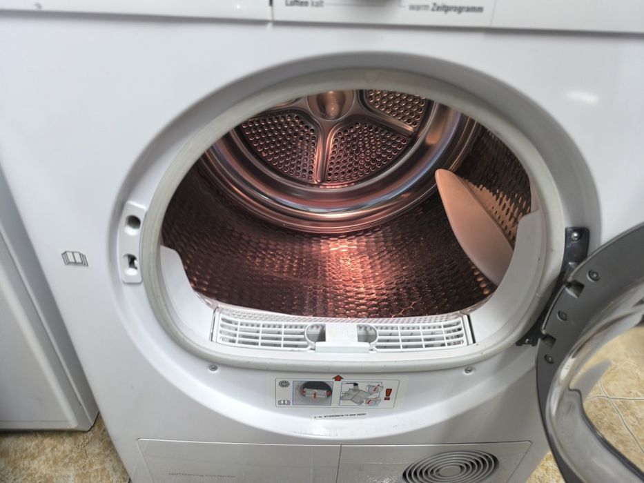Сушилня Siemens - WT46W5M0 - 7кг. термопомпа клас А
