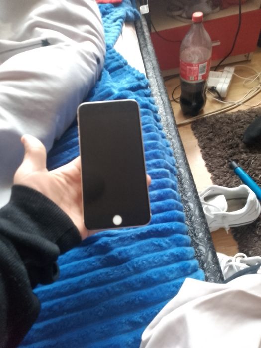 Vând iPhone 6s plus