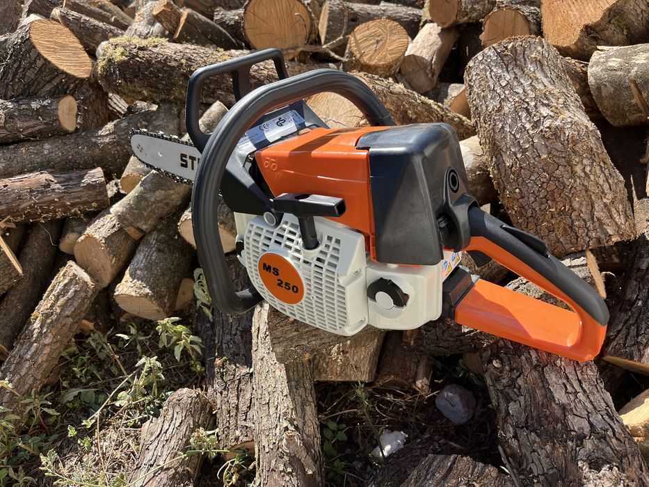 Бензинова резачка STIHL MS250