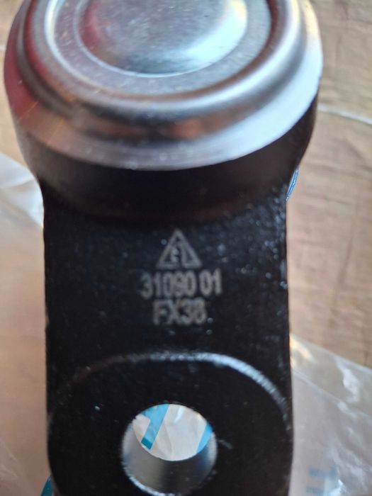 Vând alternator,piese directie chevrolet aveo