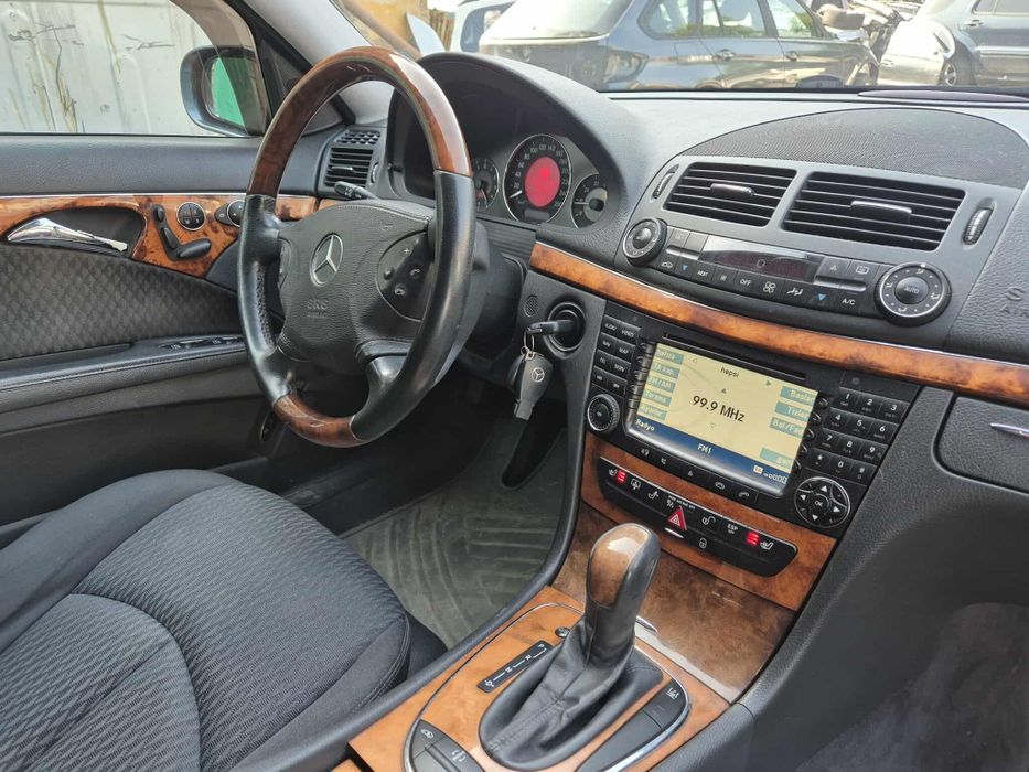 Mercedes W211 E350 272кс 4Matic Airmatic  седан автоматик НА ЧАСТИ!