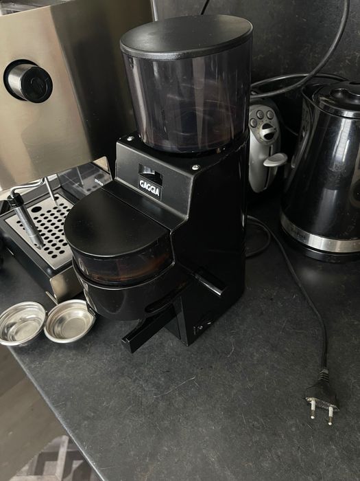 Кафемашина Gaggia Classic + Сафемелачка Gaggia MDF