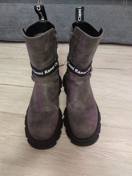 Демисезонные ботинки