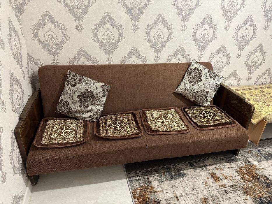 Диван, бесплатно самовывоз