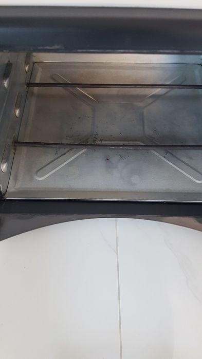 Продам электропечь Nova