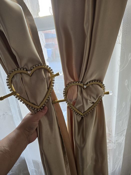 Держатель штор сердечко