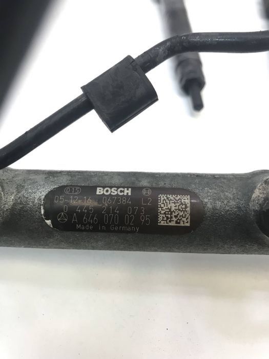 Injector injectoare pompa rampa kit injectie 2.2 CDI Mercedes W211