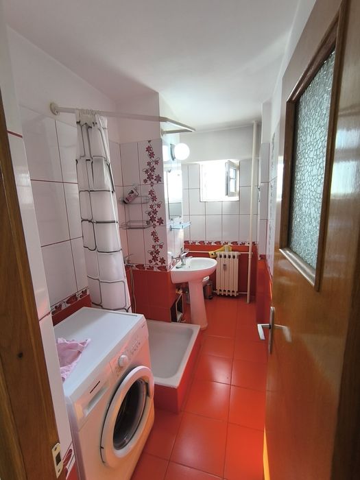 PROPRIETAR Vand Garsoniera Costin Georgian Bl. 1992, S.T. 43.73mp - PROPRIETAR