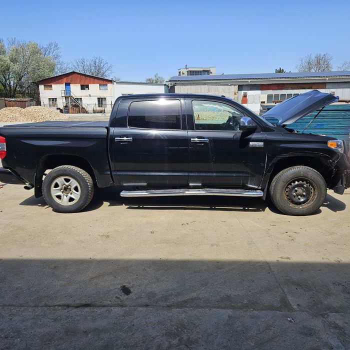 ТОЙОТА ТУНДРА Платинум Toyota tundra
