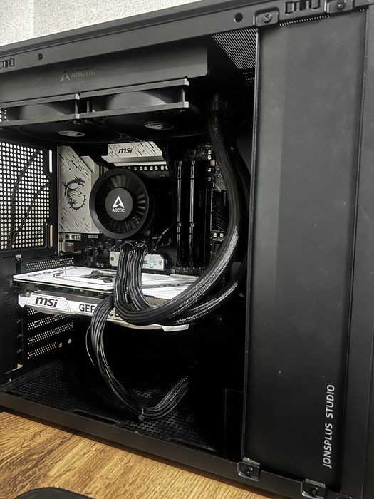 Продам RTX 4070 super