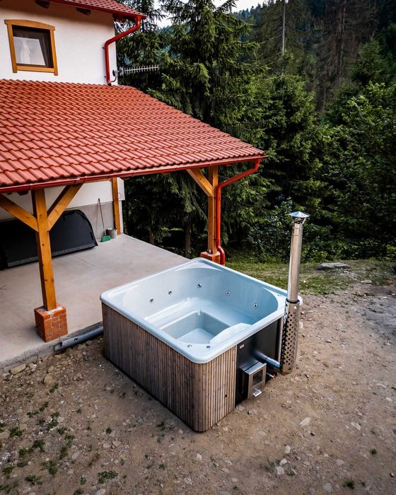 Джакузи с всички екстри НАЛИЧНИ