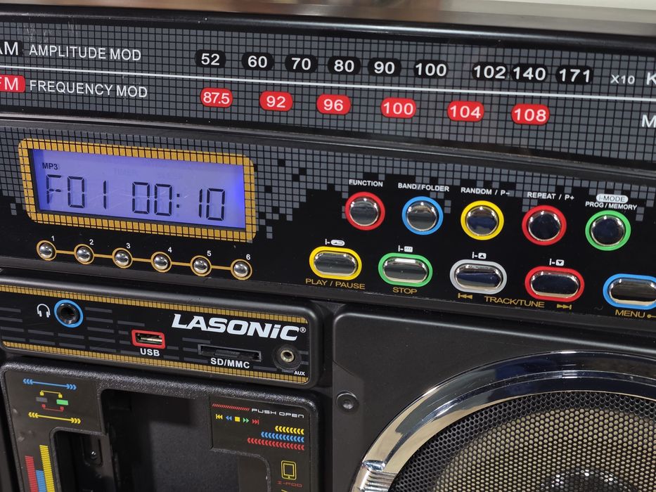 Boombox LASONIC i-931, retro , stick, usb, radio, ipod dock ,aux in