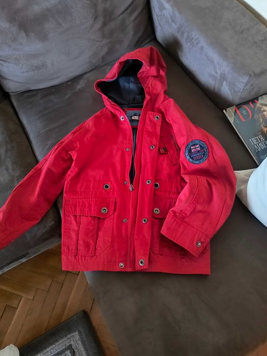 Оригинално детско червено яке за момче