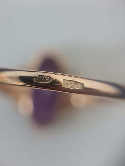 Золотое кольцо 583 пробы с александритом