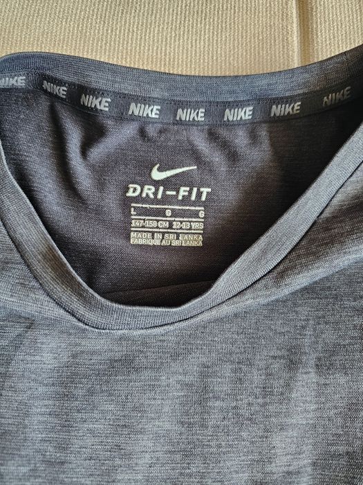 Тениски момче 11-12г Nike