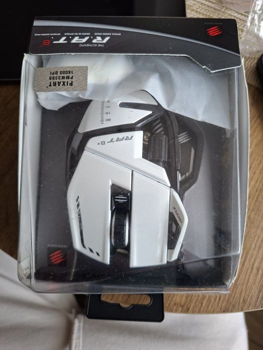 mouse de gaming optic Mad Catz R.A.T. 8+.