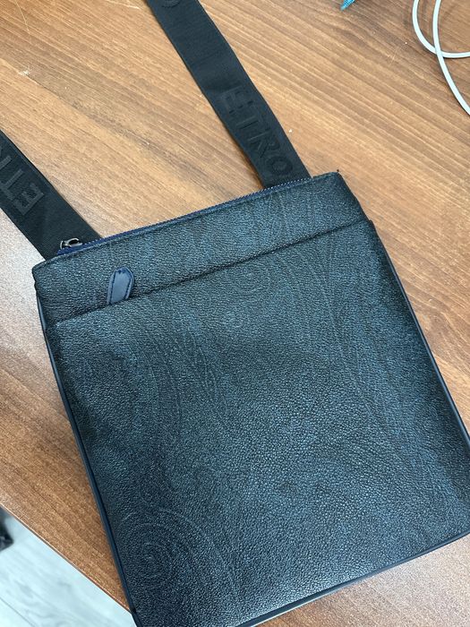 барсетка сатылады