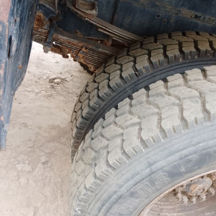 ЗИЛ сотилади минишга тайор балонлар янги матор килинган 7та 90талик