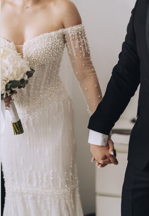 Vând rochia de mireasă!