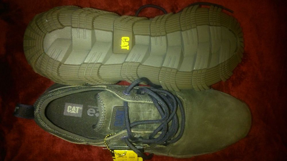 Pantofi  piele   marca   Caterpilar,   Marimea   46 EU  -  Noi