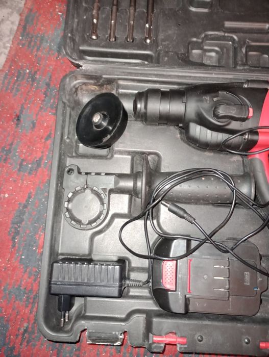 Ciocan rotopercutor panzer