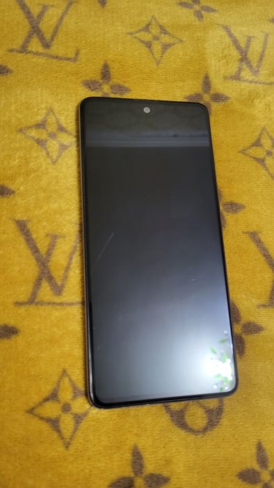 Самсунг А51 с документами