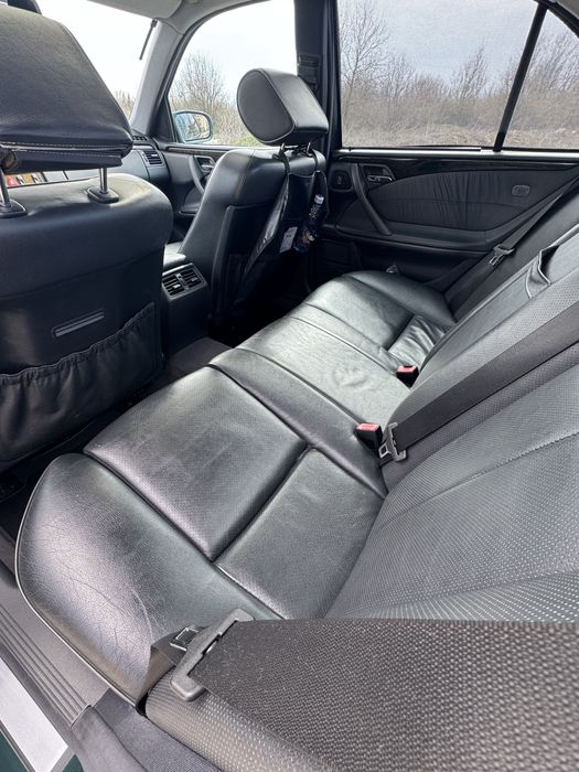 Mercedes-Benz E240 W210, Avantgarde, impecabil, automat