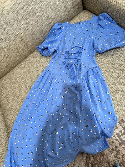 Продам красивые платья