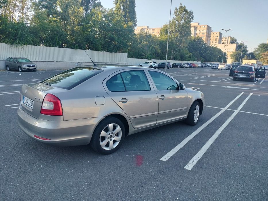 Vând Skoda Octavia