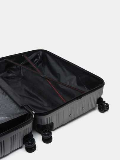 Чемоданы противоударные