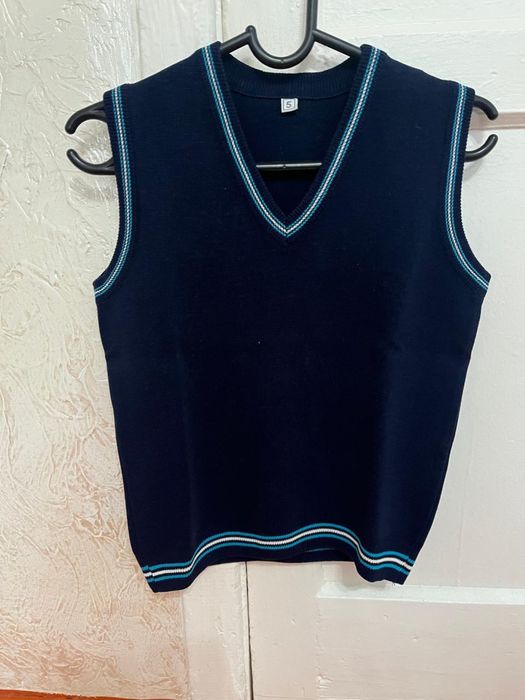 Мектепке арналған джемпер сатылады