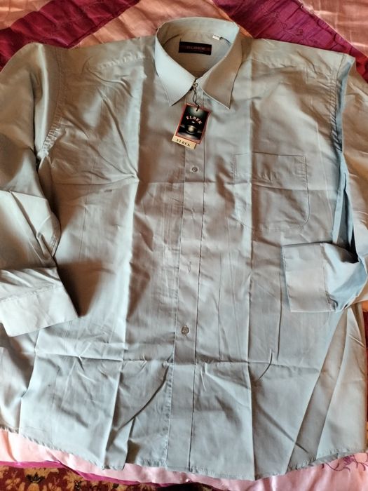 Рубашку серую новую продам