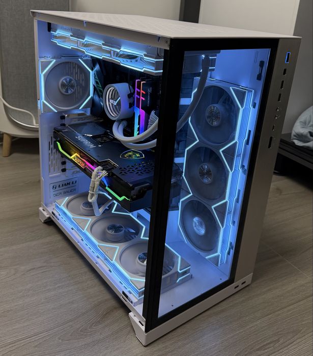 PC Ryzen 9 5900x cu RTX 3070 Suprim X